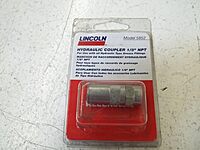 Grease Gun Standard Coupler: 1/8" NPT (F), 6,000 Operating psi