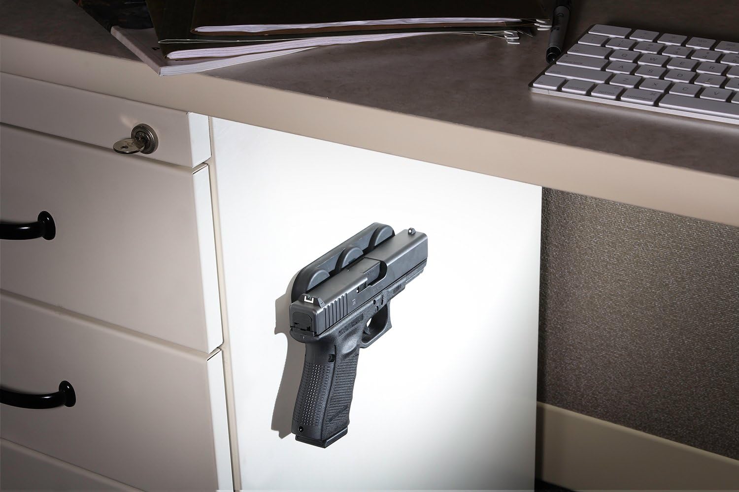 Pachmayr 03190 Pac-Mag Gun Storage Magnet, Matte Black