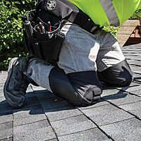 Klein Tools 60592 Knee Pads, Lightweight Padded Knee Sleeves, Breathable Mesh Back