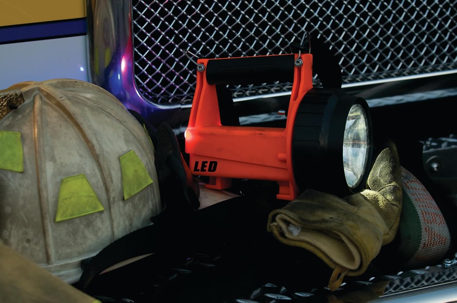 STREAMLIGHT Fire Vulcan 180-Lumen LED Rechargeable Flashlight/Lantern, Orange