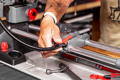 Real Avid Master Gun Workstation Up to 18.3" of Travel One-Hand Quick Adjustable Clamping