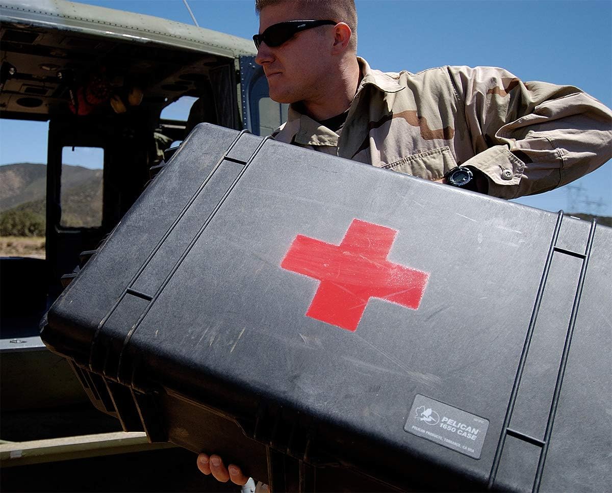 Pelican 1650 Protector Case with Wheels and Retractable Handle