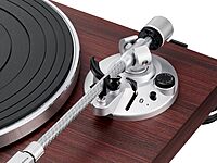 Audio-Technica LPW50BTRW wireless Belt-drive turntable