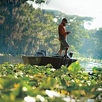 Minn Kota Edge Bow-Mount Electric Trolling Motor with Foot Pedal Control, 55 Lb. Thrust, 45 In. Shaft, Freshwater