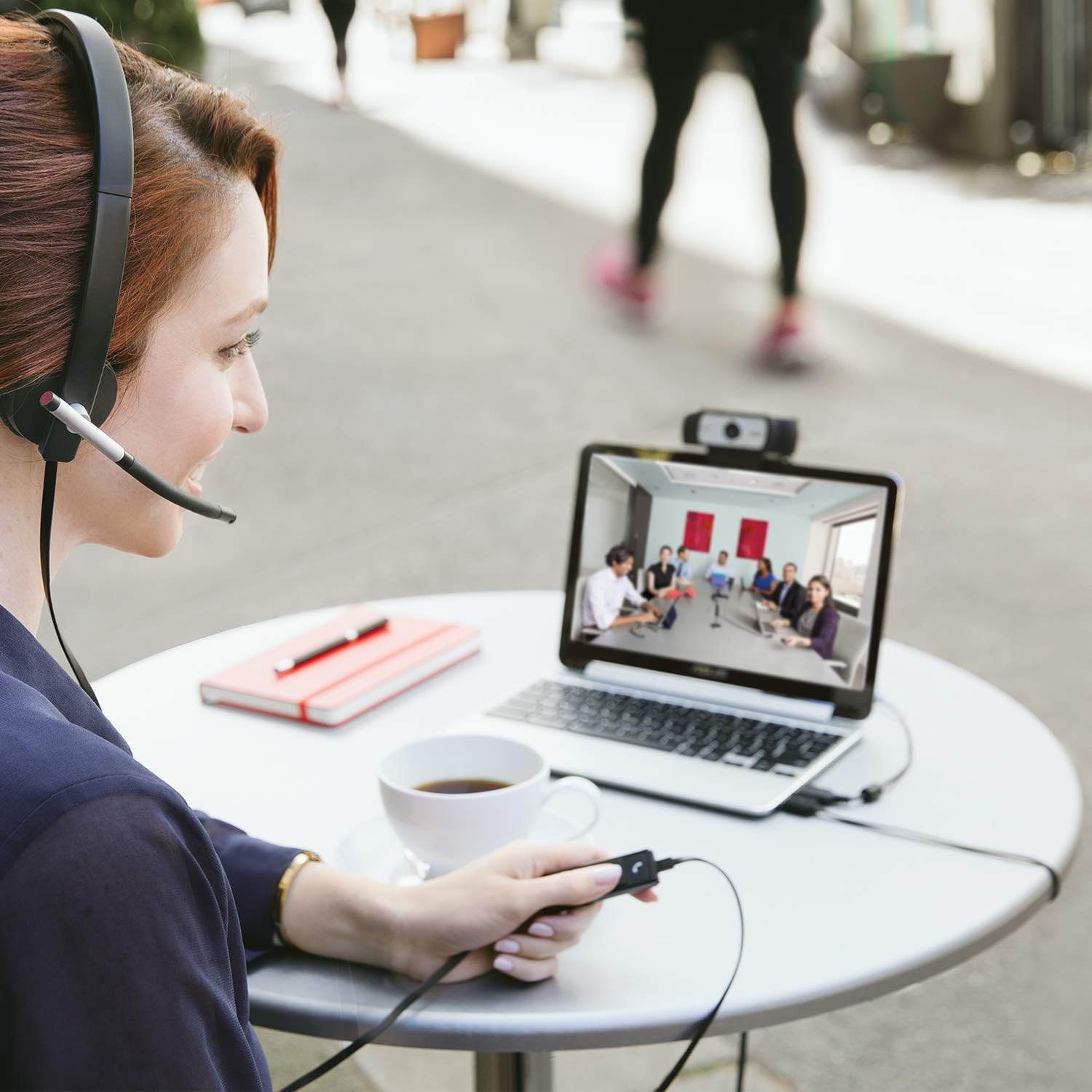 Logitech C930e 1080P HD Video Webcam - 90-Degree Extended View, Microsoft Lync 2013 and Skype Certified