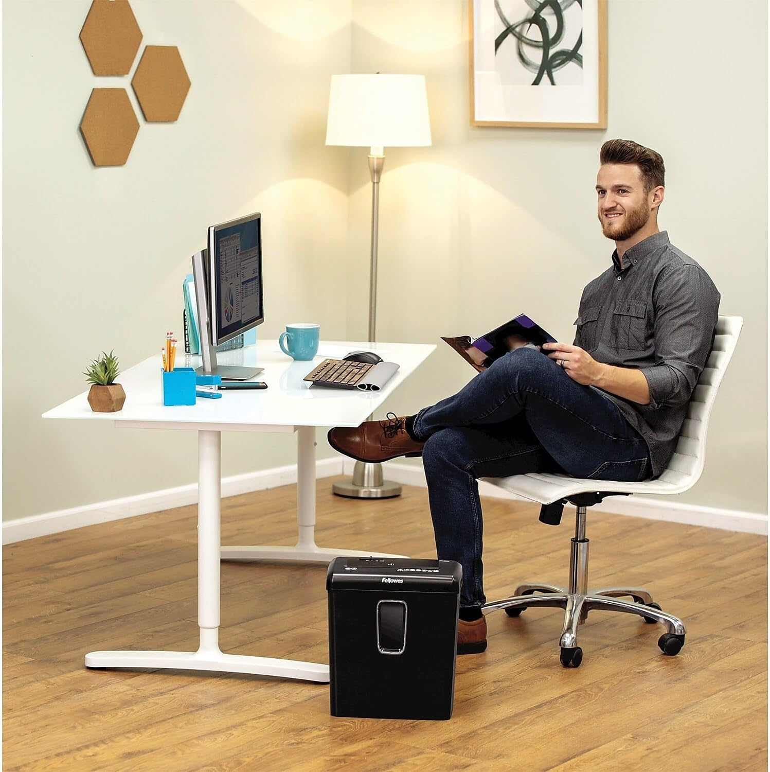 Fellowes PowerShred P-30C 6 Sheet Cross-Cut Deskside Paper Shredder for The Home Office 6-Sheet Paper Shredder