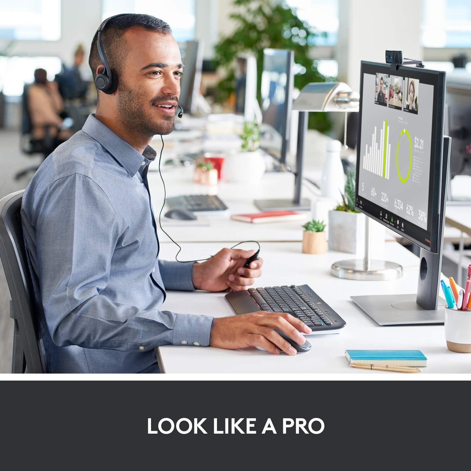 Logitech C920S HD Pro Webcam, Full HD 1080p/30fps Video Calling, Clear Stereo Audio, Light Correction, Privacy Shutter
