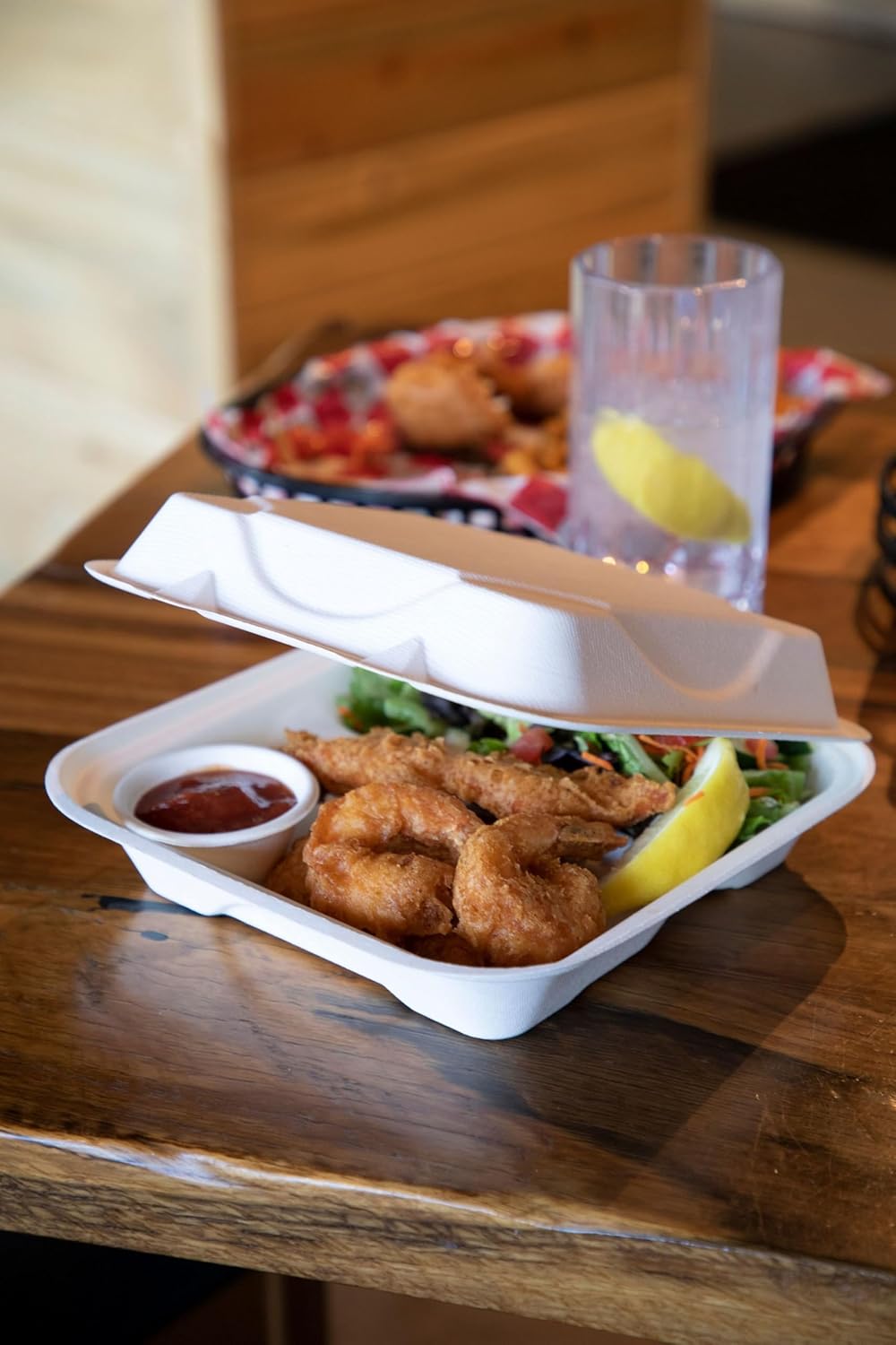 Eco-Products Compostable Bagasse Molded-Fiber Hinged Clamshell Containers