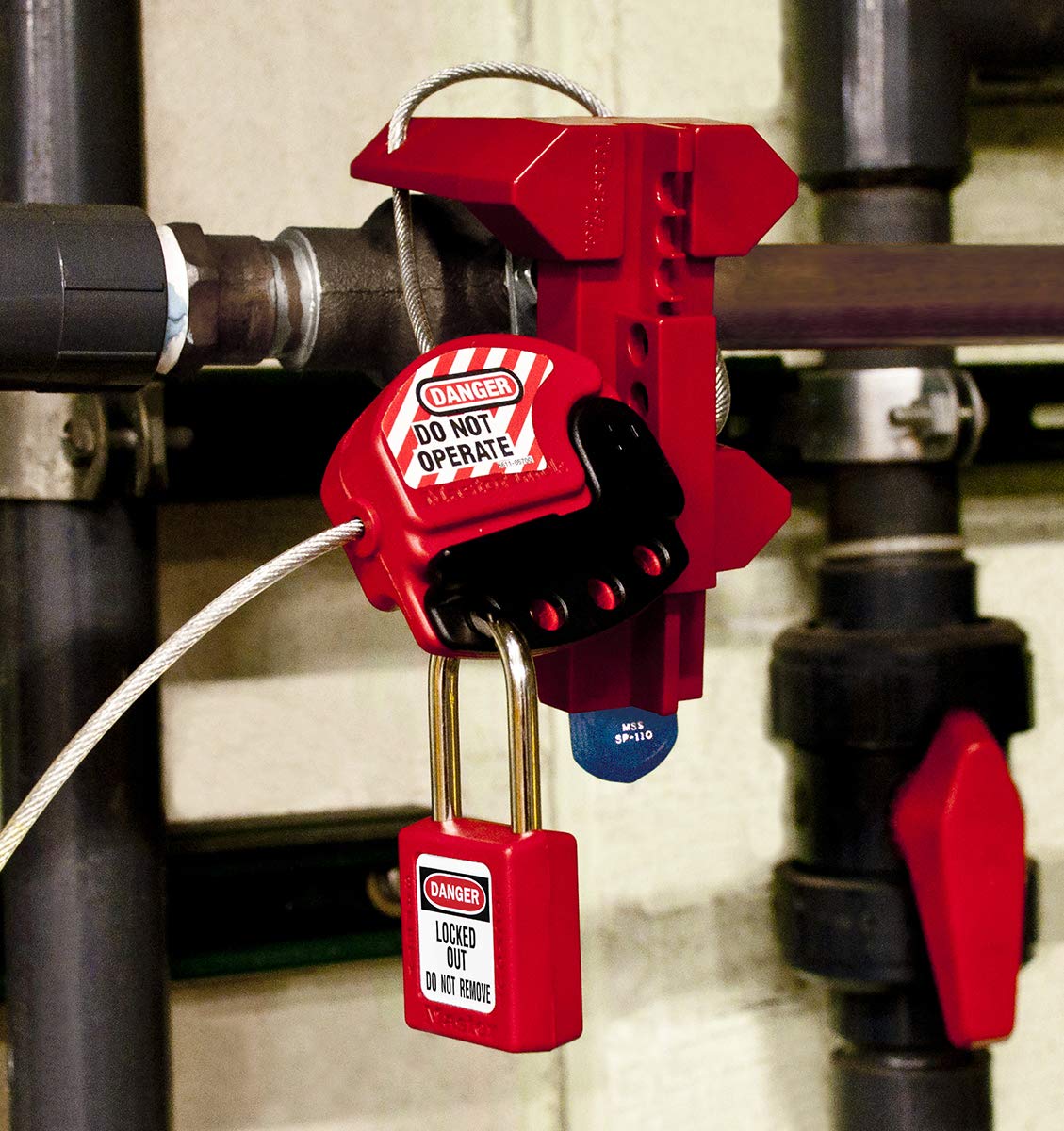 MASTER LOCK 410 Lockout Tagout Safety Padlock with Key