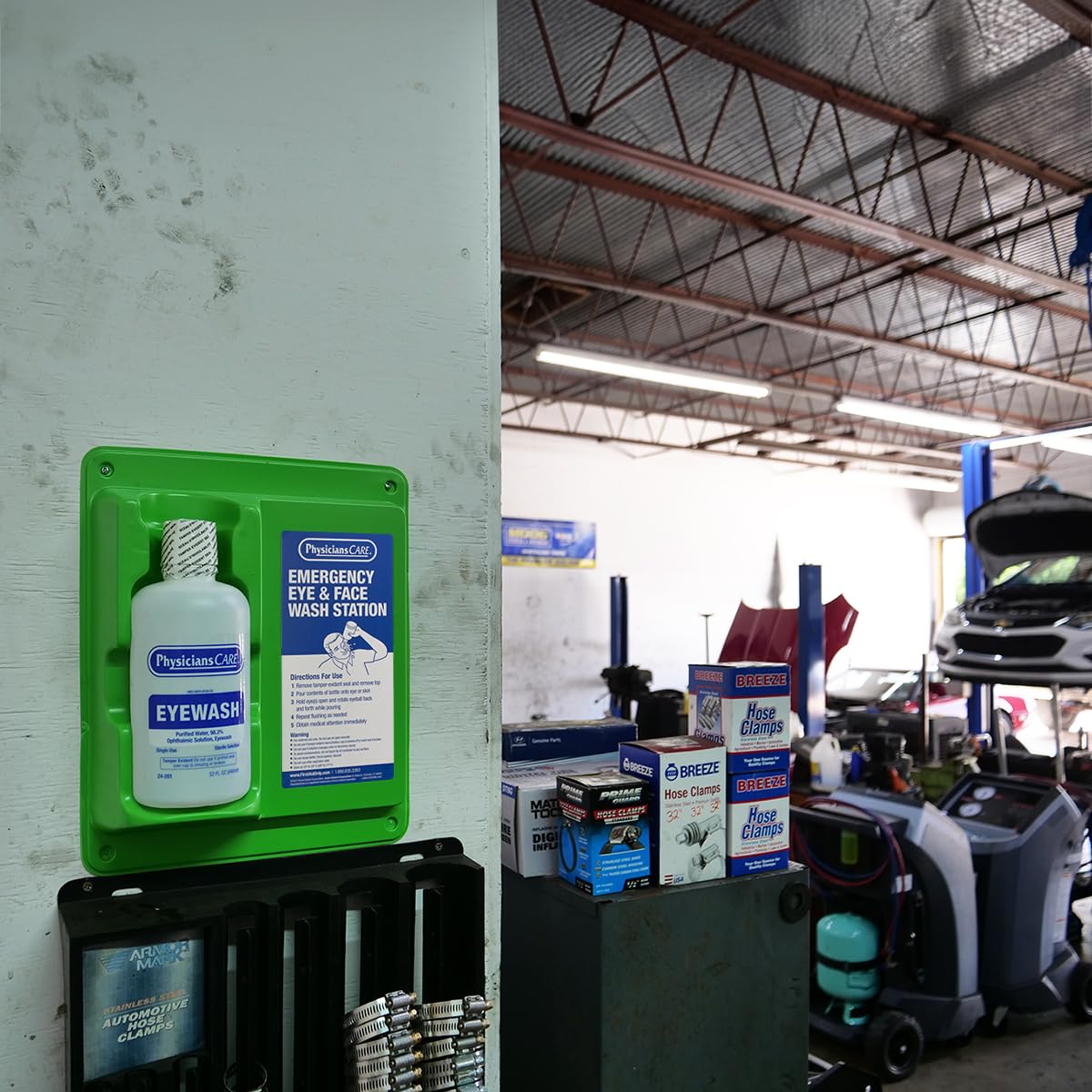 FIRST AID ONLY PhysiciansCare Eye Wash Solution, Sterile Isotonic Buffered, 32 oz Bottle