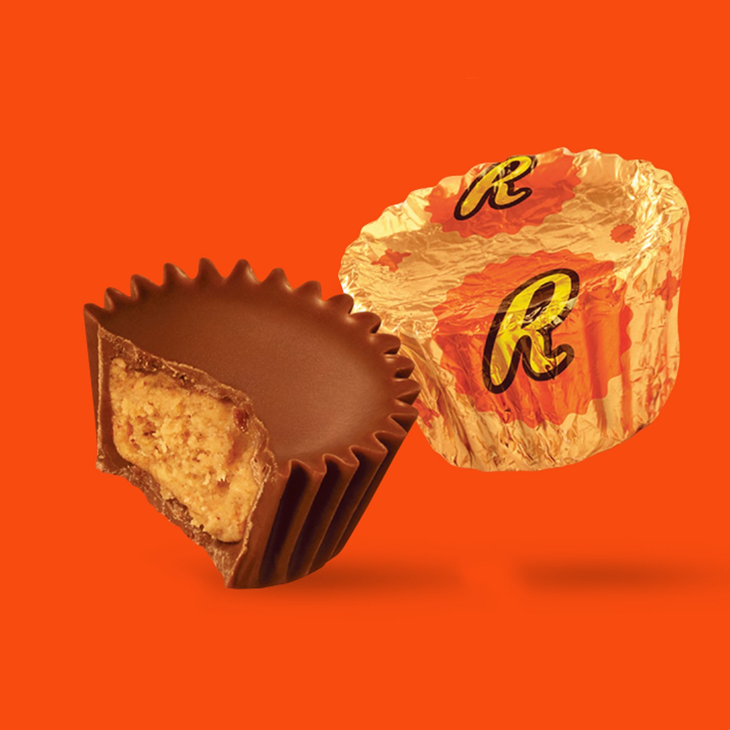 REESE'S Peanut Butter Cups Miniatures, Halloween Candy, Chocolate Candy, 56 Ounce Bulk Candy