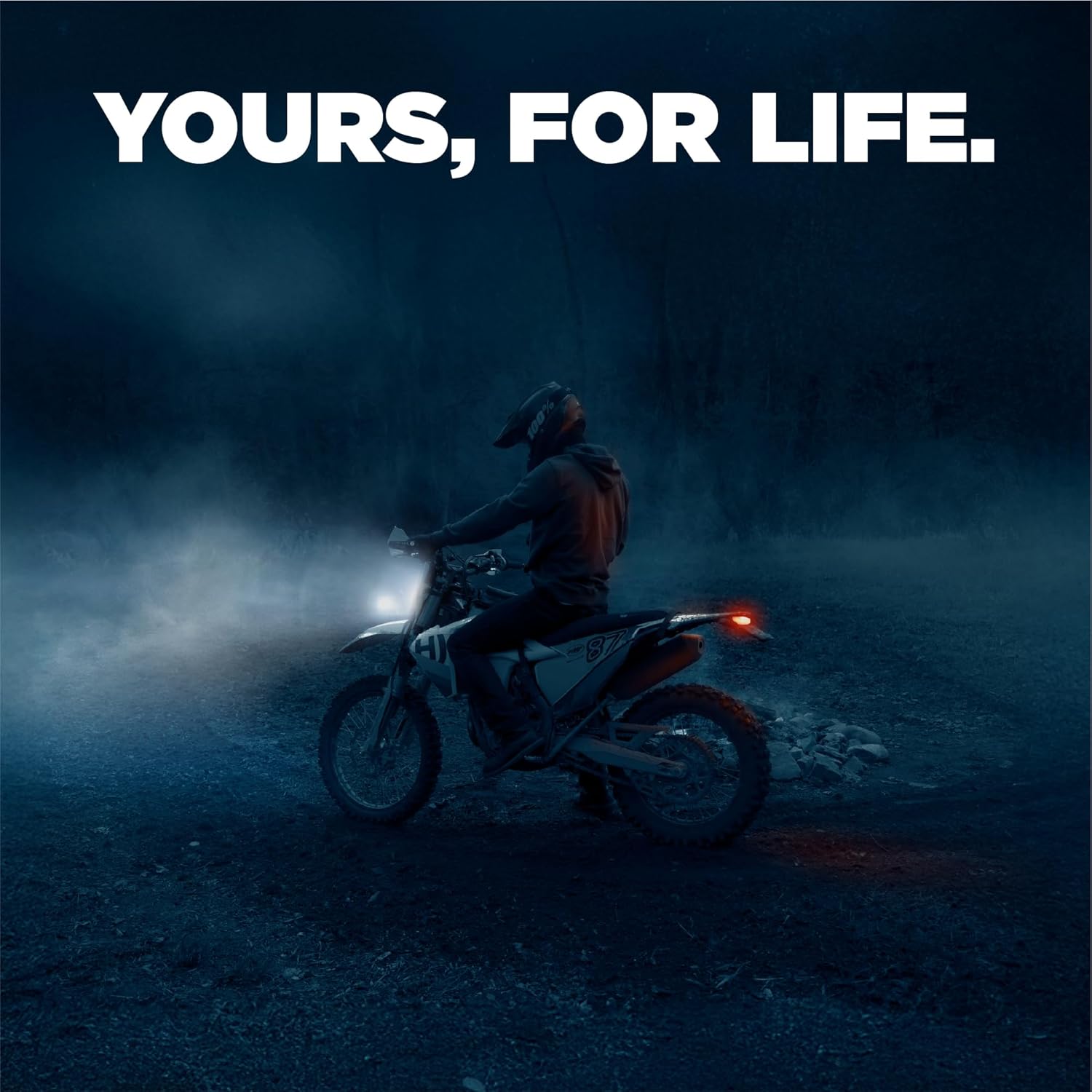 BENCHMADE Adamas 275 Tactical Folding Knife