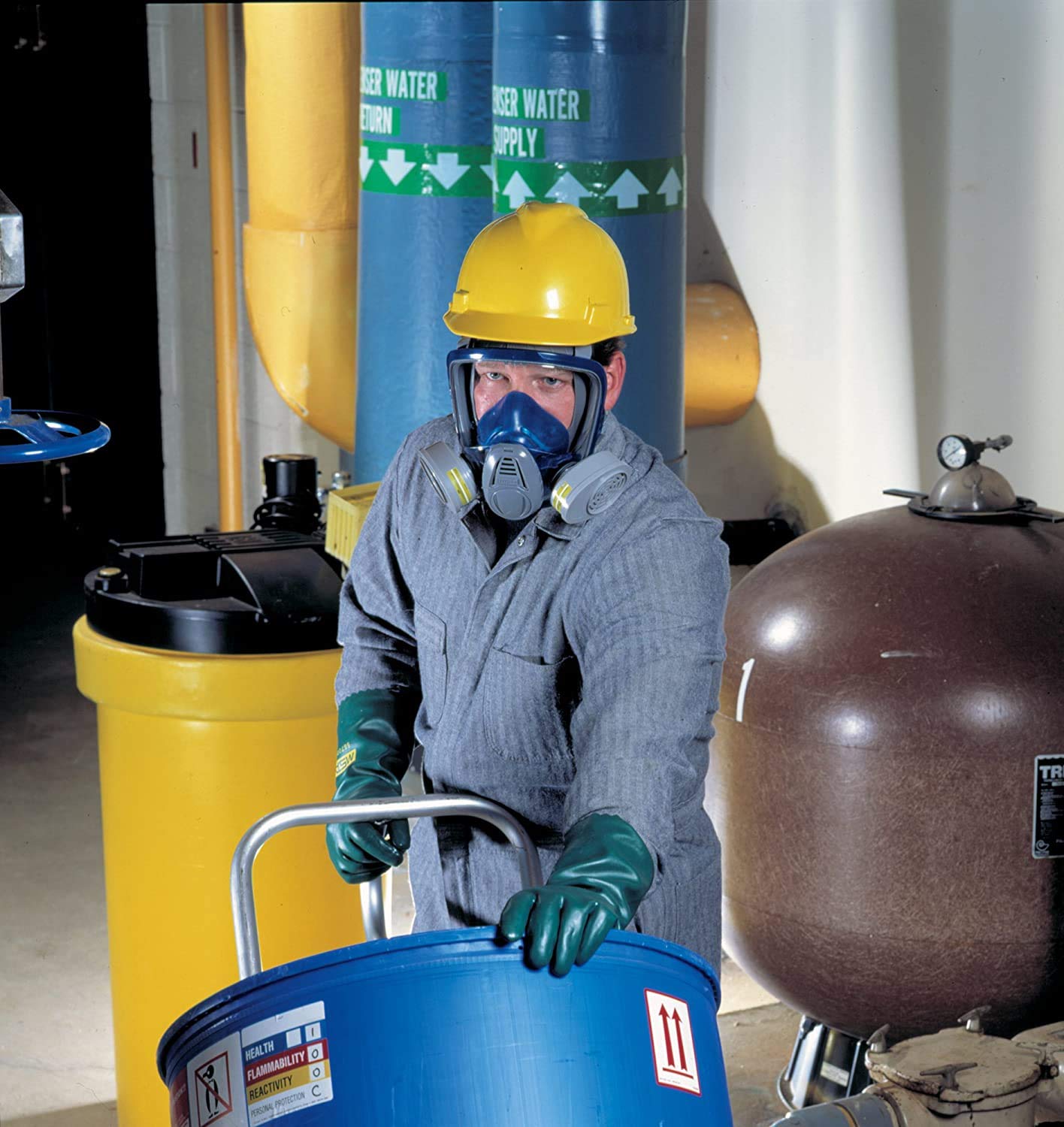 MSA 10028995 Advantage 3200 Series Full-Facepiece Respirator - Size: Medium, Harness Style: Rubber, Twin-Port