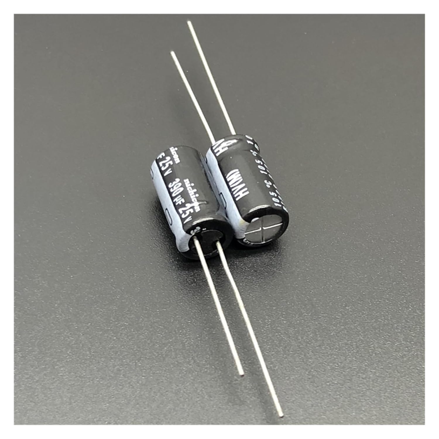 CAPACITOR 390UF 25V