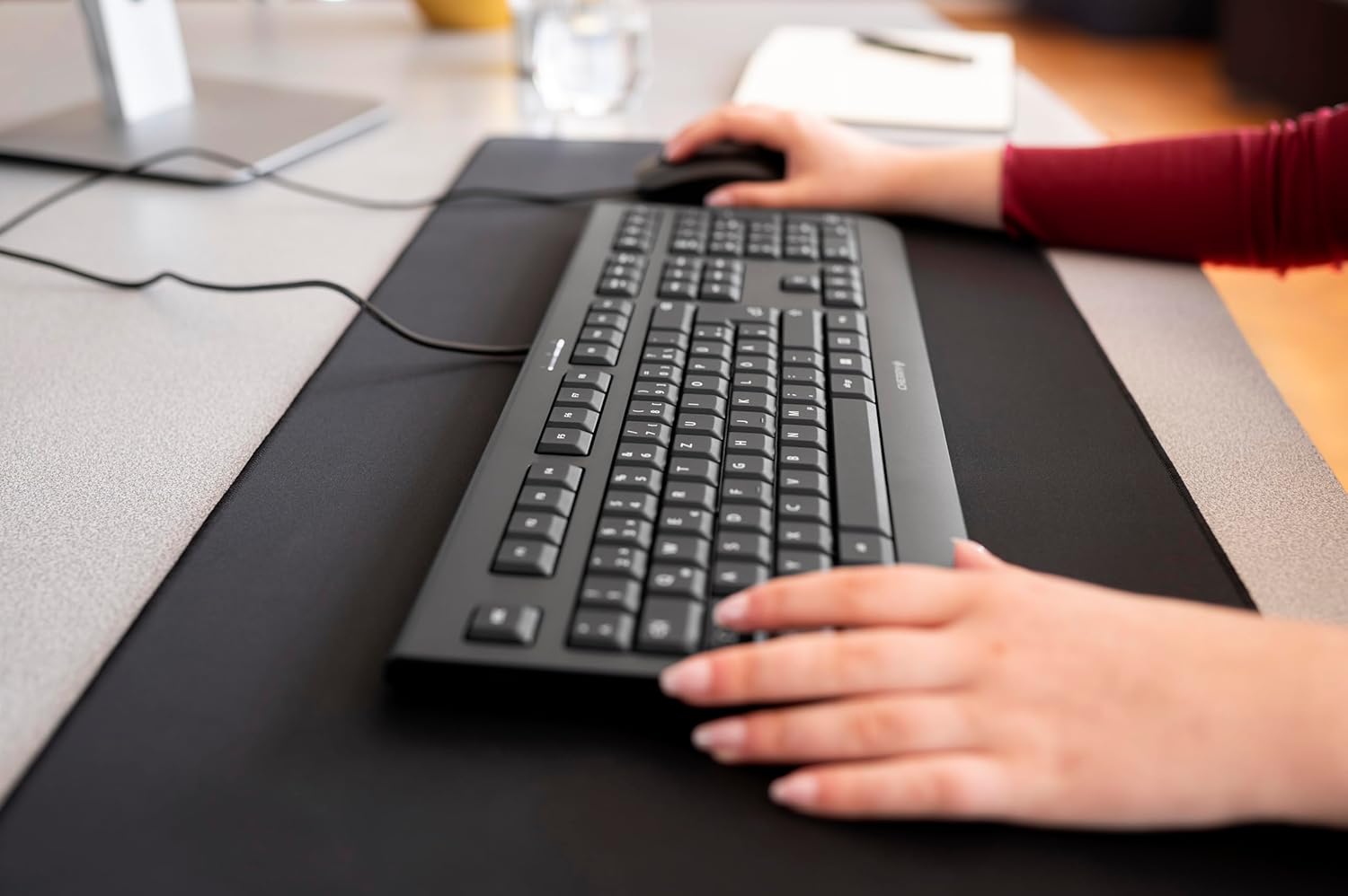 CHERRY DC 2000 - Keyboard and Mouse Combo - 4 Additional Keys - US Layout - QWERTY Keyboard - GS Approval - Black