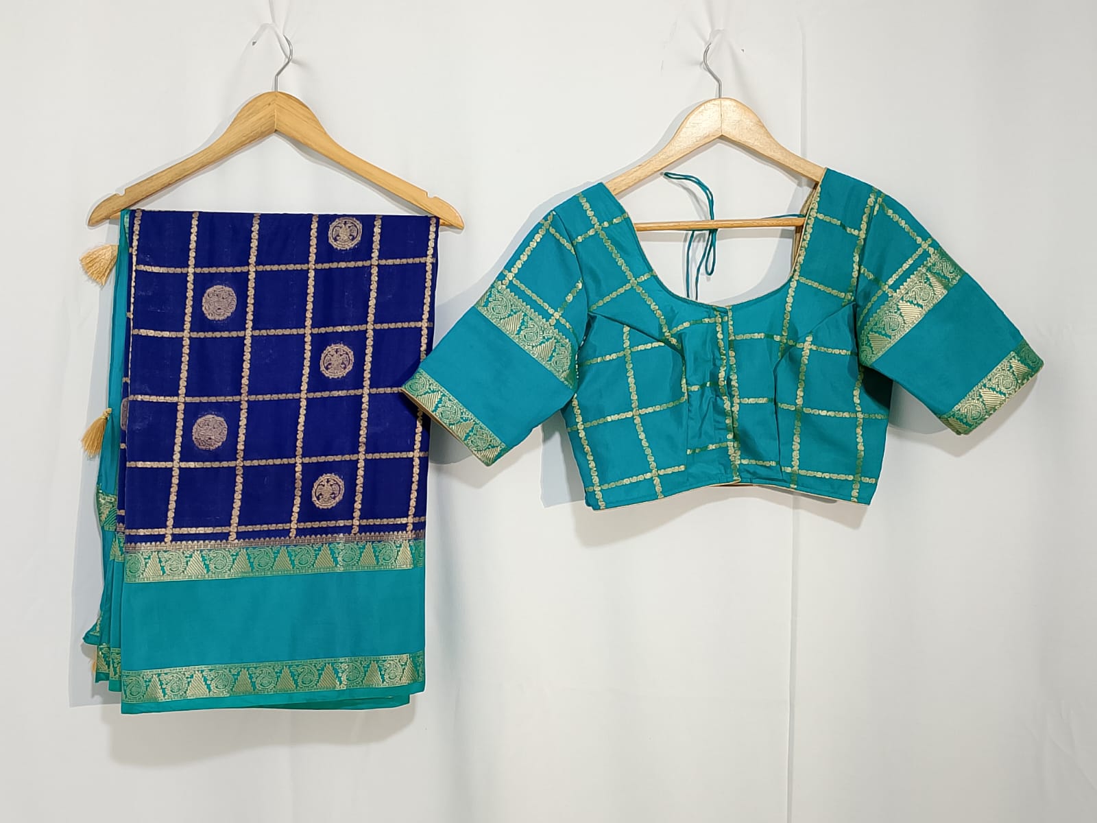 J580: Ready To Ship Beautiful Mysore Crepe Saree With Stitched Blouse