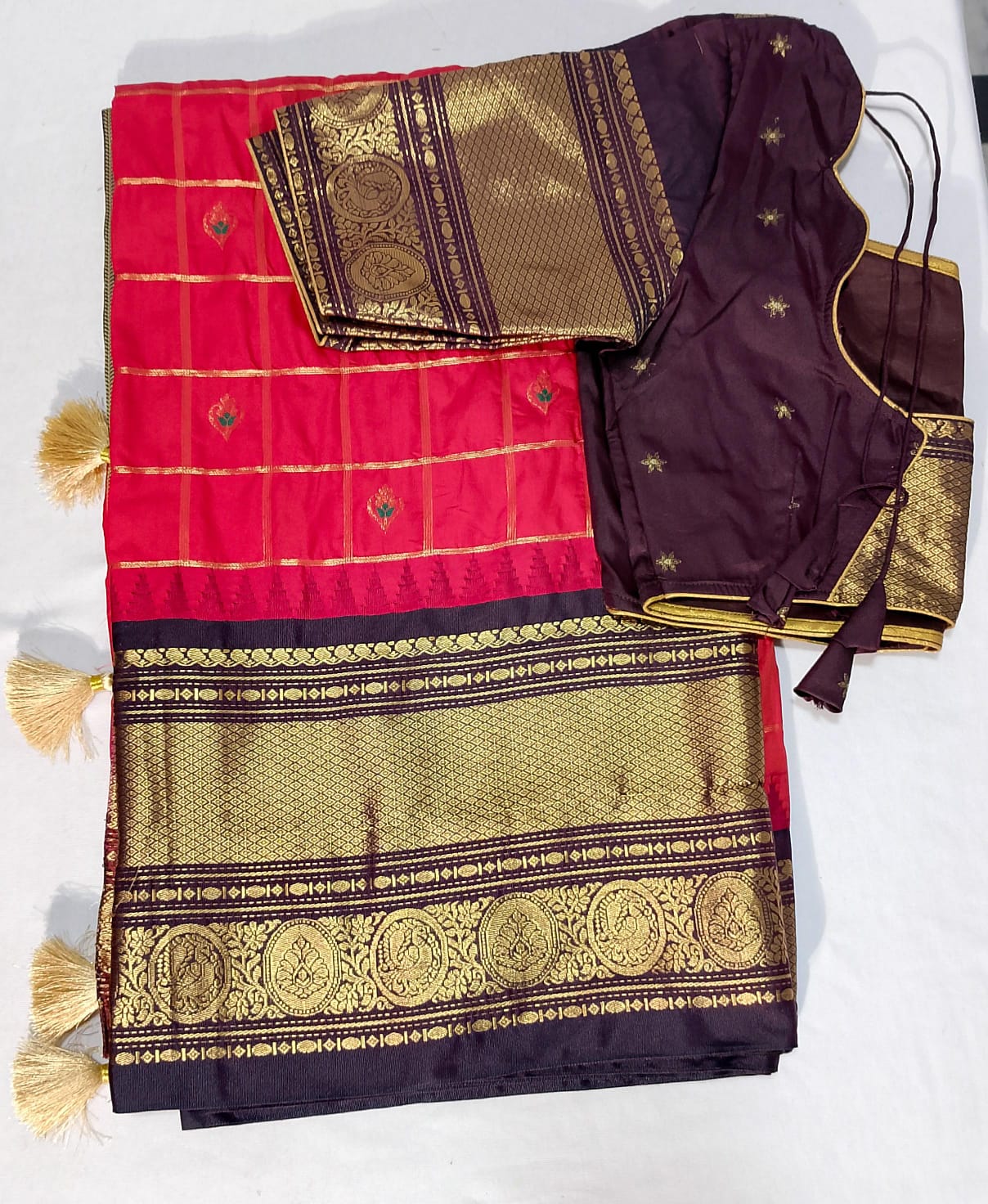 J571: Ready To Ship Beautiful Semi Gadwal Saree With Stitched Blouse