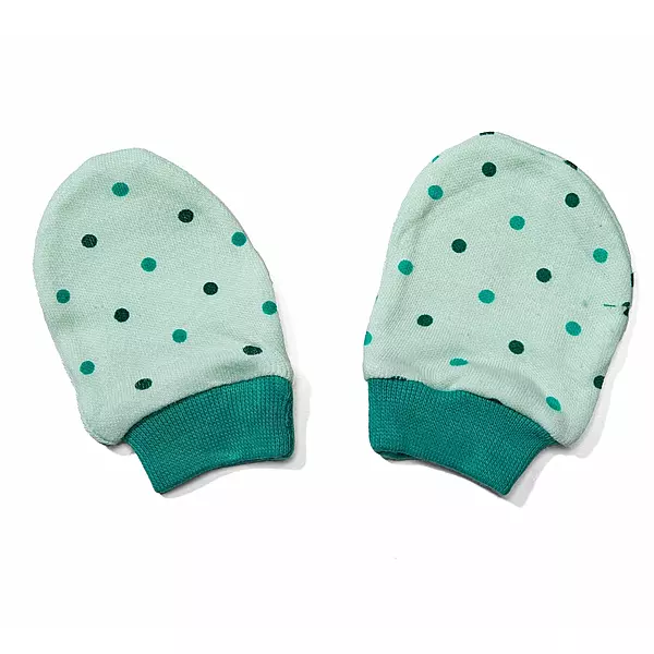 Cap / Gloves / Socks - Hosiery make - model 2