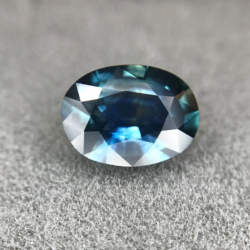 0.87ct Oval Mixed Cut Sapphire 0.87ct Oval Mixed Cut Sapphire