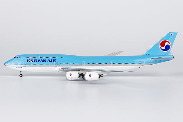 Korean Air 747-8