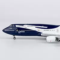 Lufthansa 747-8i D-ABYN (100 Years Anniversary, Luxurious packaging with stand)