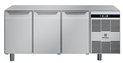 790554 3-DOOR REFRIGERATED COUNTER NO TOP A304 600x400 R290