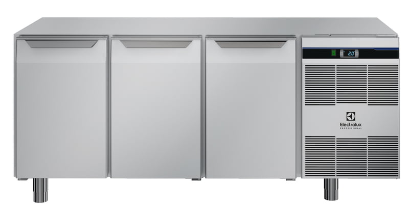 790554 3-DOOR REFRIGERATED COUNTER NO TOP A304 600x400 R290