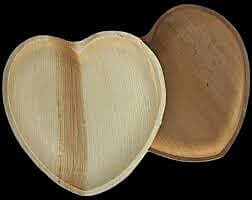 Nature Palm Leaf Disposable Bamboo Style 7" Heart Shaped Plates - Natural Color - Elegant Sturdy - Biodegradable and Compostable (Pack of 25)