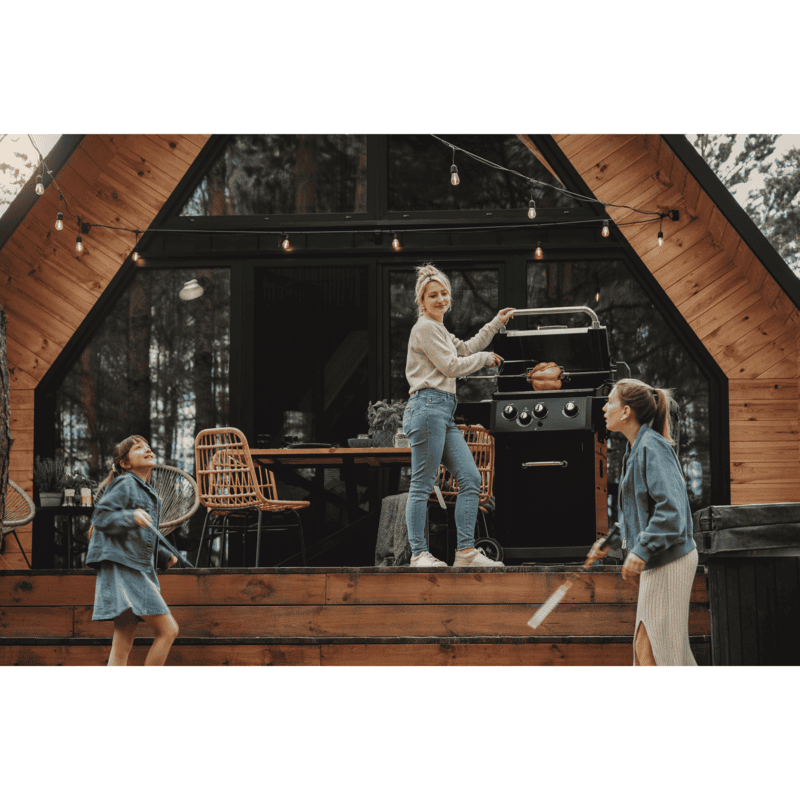 Broil King Royal™ 340 Shadow Gas Grill