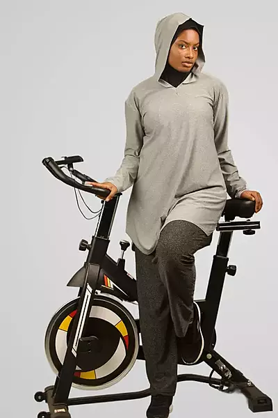 GREY LIGHT HOODED TOP
