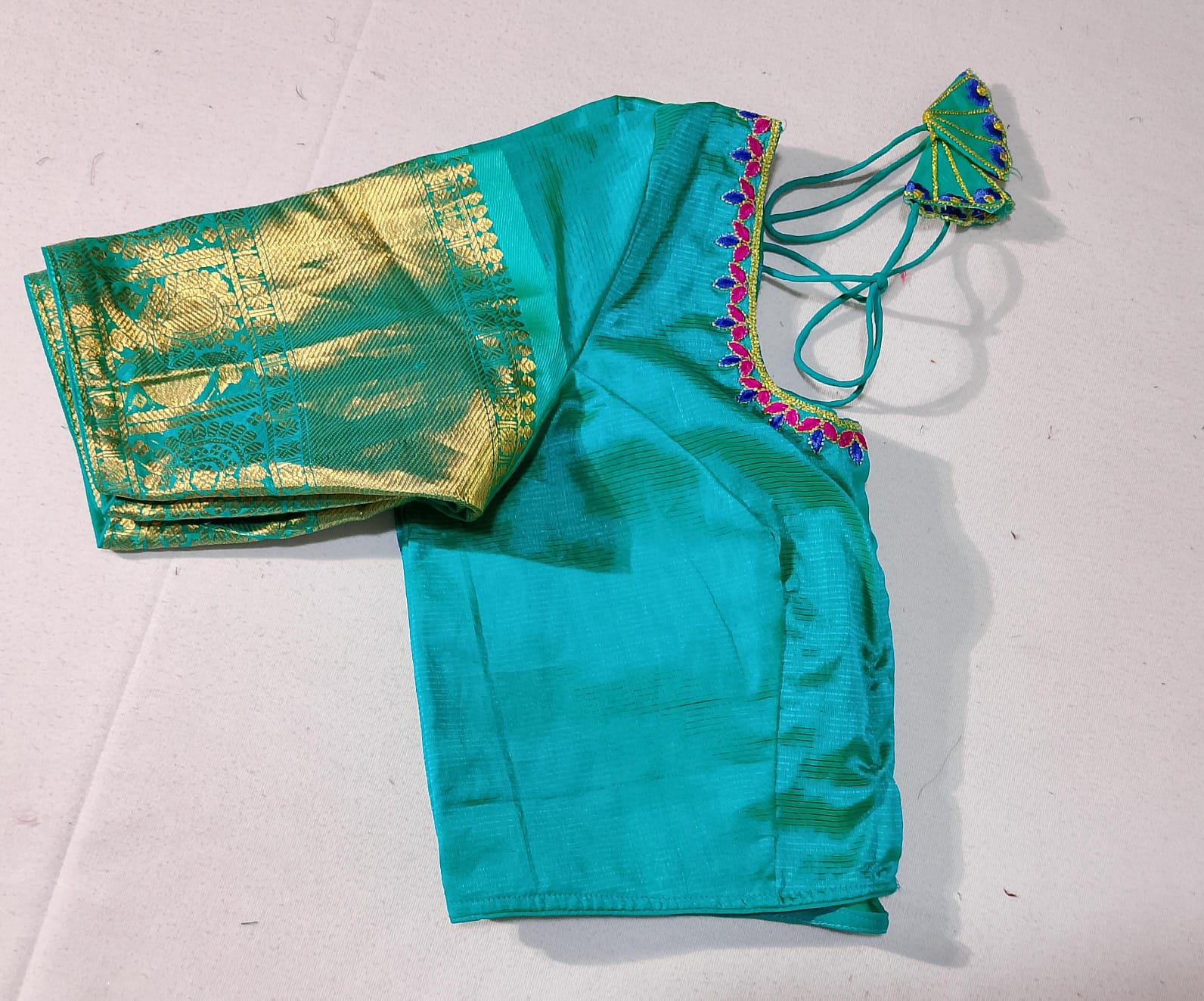 N298: Ready To Ship Beautiful Mangalagiri Saree With Stitched Embroidery Work Blouse