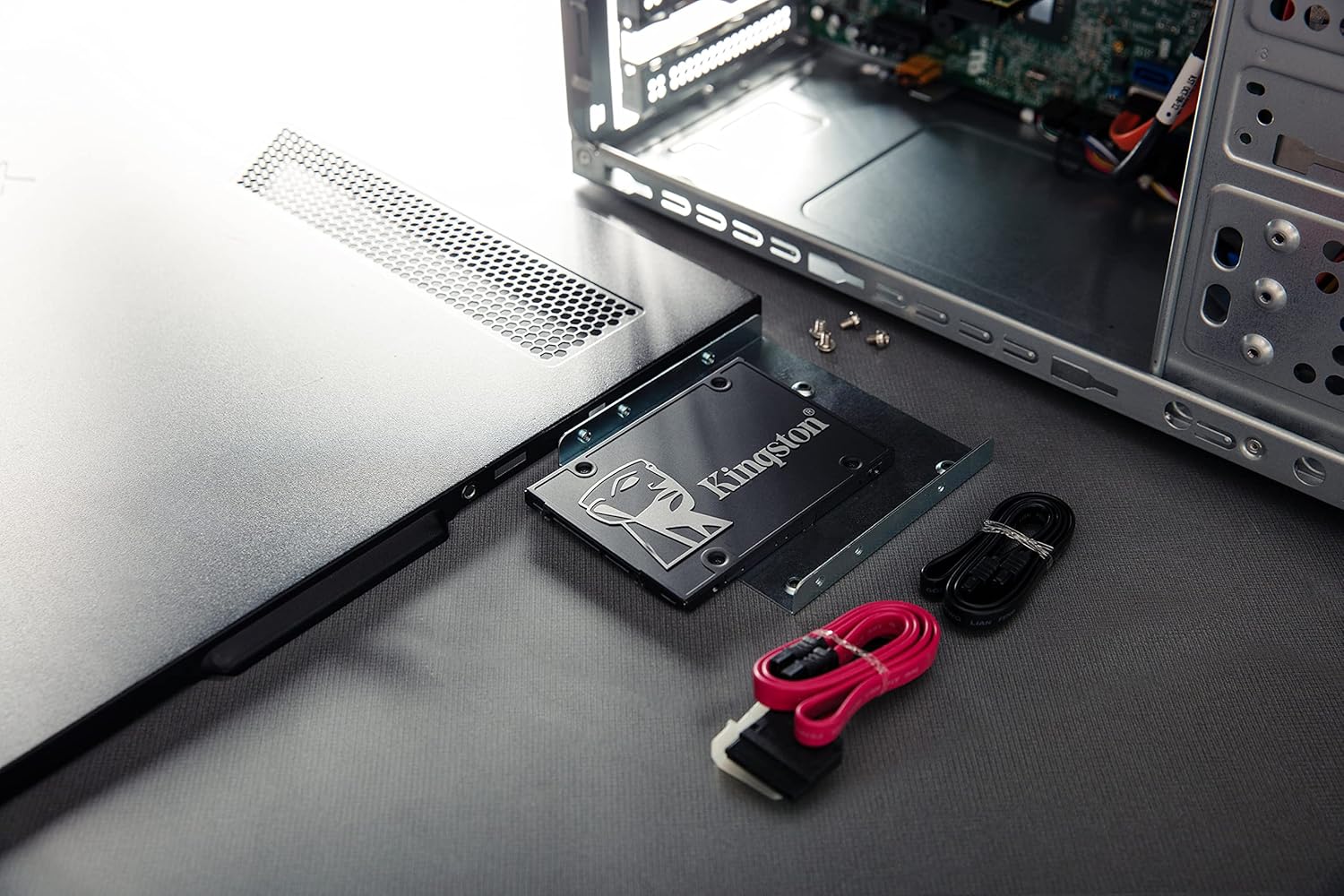 Kingston KC600 512GB 2.5 Inch SATA3 Solid State Drive (3D TLC), Model: SKC600/512G