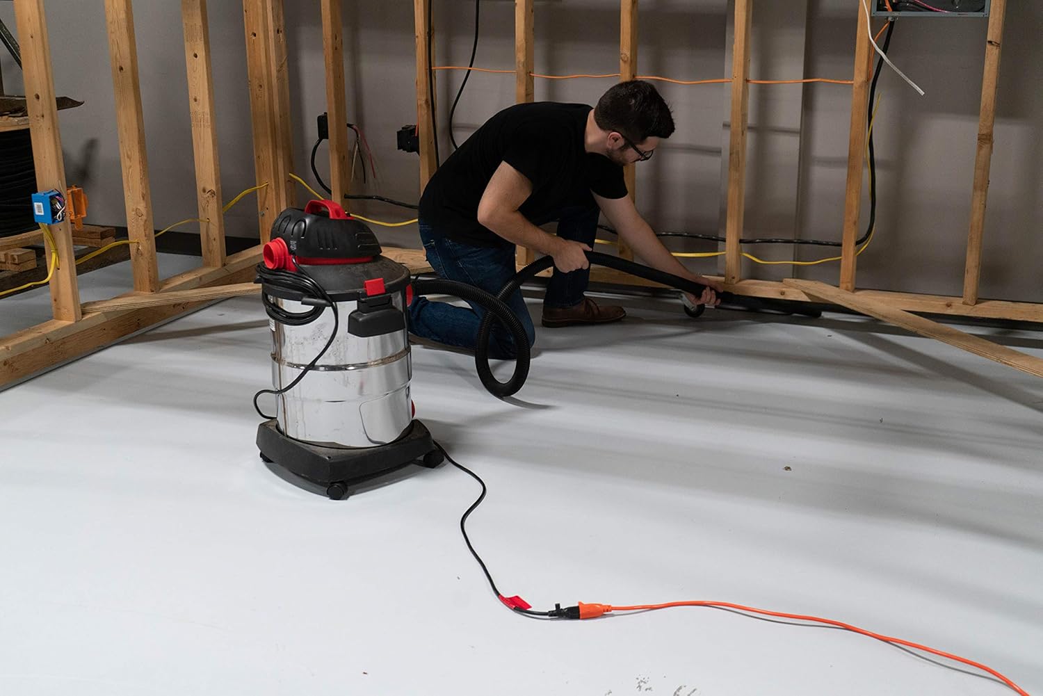 Southwire Extension Cord - Standard SJTW Design for Outdoor Use - Waterproof Vinyl Jacket - Bright Orange for Visibility