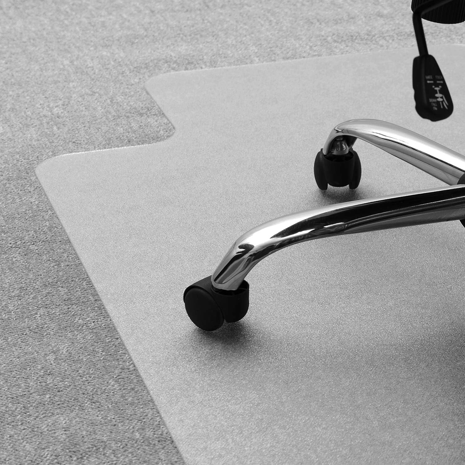 Cleartex Ultimat 35.04-inch x 46.85-inch Rectangular Chair Mat for Carpet, Polycarbonate (FC118923LR) 35" x 47"