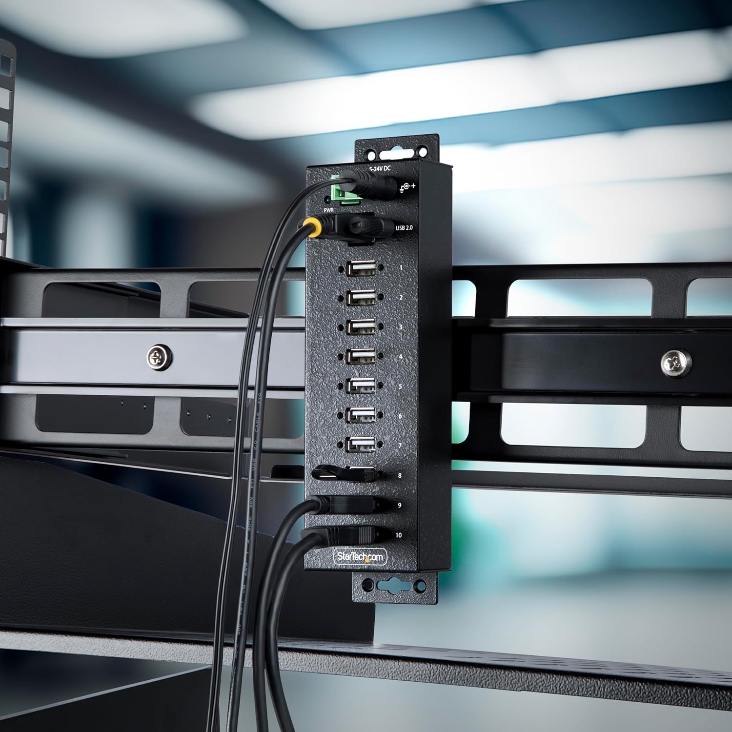 StarTech.com 10-Port Industrial USB 2.0 Hub, Rugged USB Hub withESD Level 4 Protection, DIN/Wall/Desk-Mountable USB-A Hub