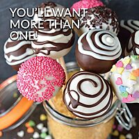 Nostalgia MyMini Cupcake & Cake Pop Maker