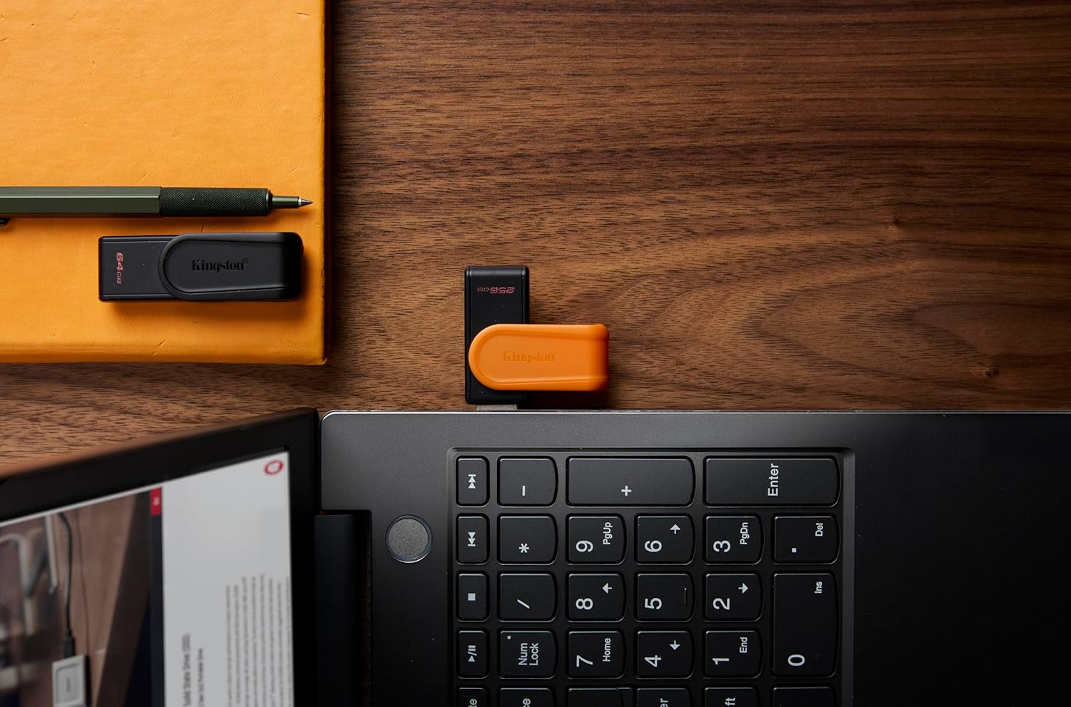 KINGSTON DataTraveler Exodia S USB 3.2 Gen 1 Flash Drive