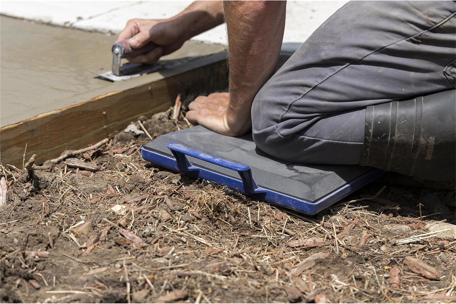 Marshalltown Foam Kneeler Board, Extra Large Handles, KB451