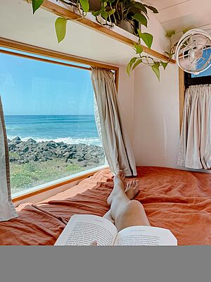 SEEKR Sirocco II Elite Fan 12/24V Auto-Sensing Brushless DC