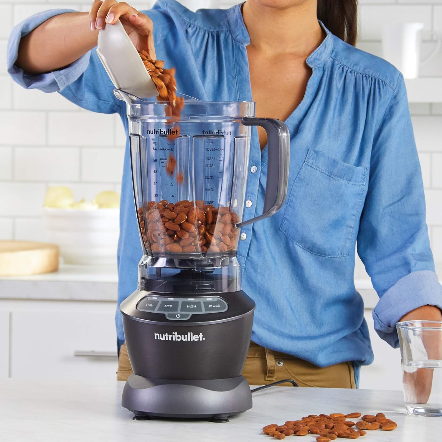 nutribullet Countertop Blender for Shakes, Smoothies, Food Prep, and Frozen Blending, 64 Ounces, 1200 Watt