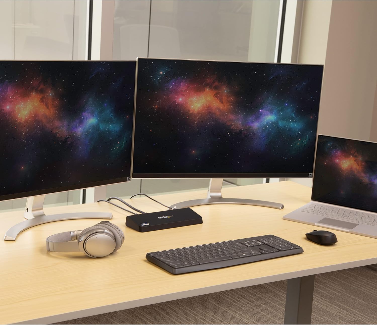 StarTech.com USB 3.0 Docking Station - 4K - HDMI / DisplayPort - with Fast Charge / Ethernet / Audio