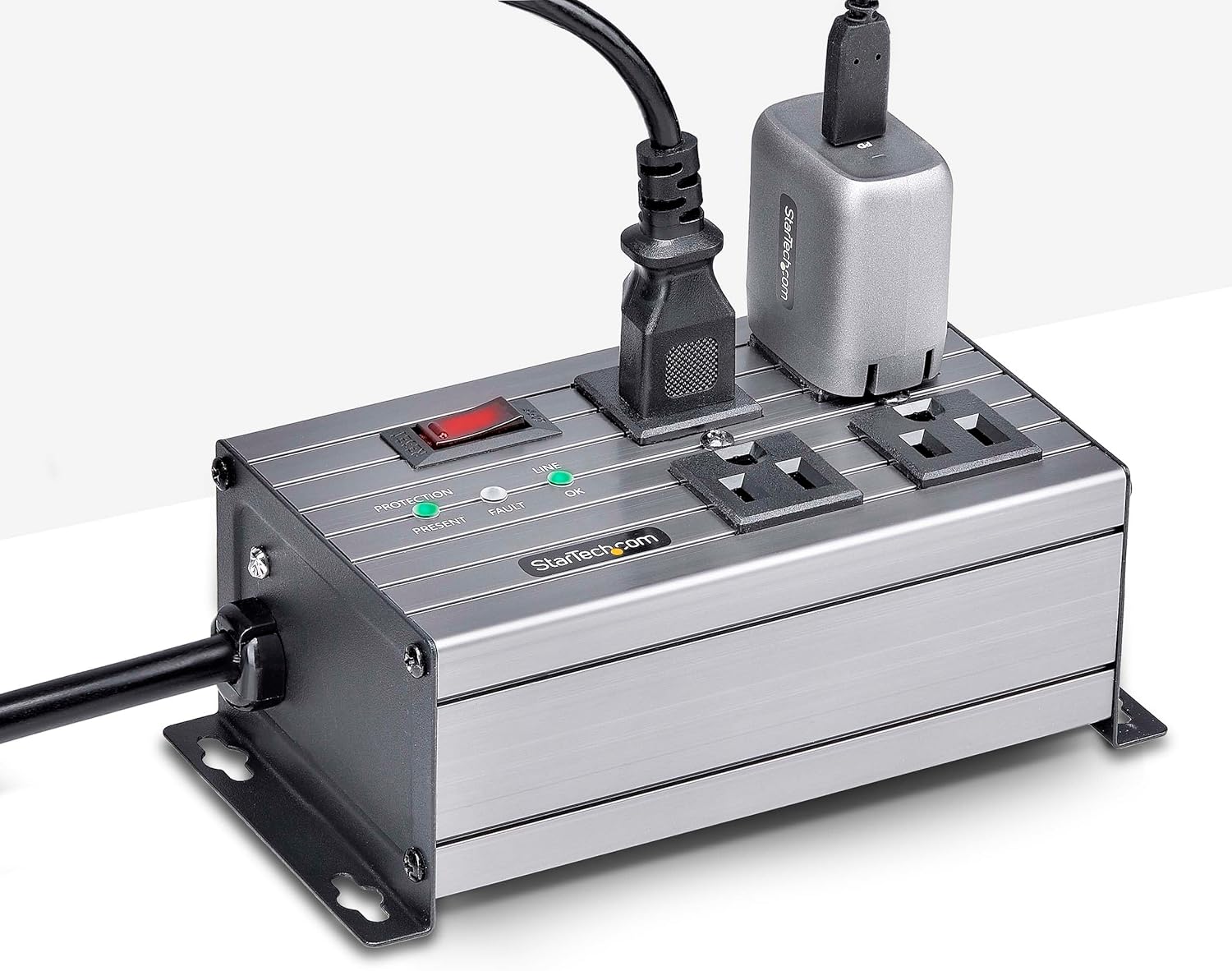 StarTech.com Industrial Power Strip PDU 125V/15A with EMI/RFI Isolation and Surge Protection