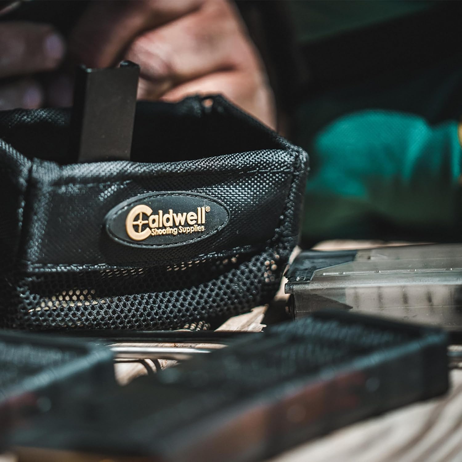 CALDWELL Brass Catcher - Heat-Resistant Mesh, Collapsible & Mountable