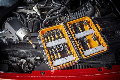 GEARWRENCH Bolt Biter Nut Extractor & Driver Set