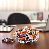 HERSHEY'S Miniatures Assorted Chocolate Candy Family Pack, 17.6 oz 17.6 Ounce (Pack of 1)