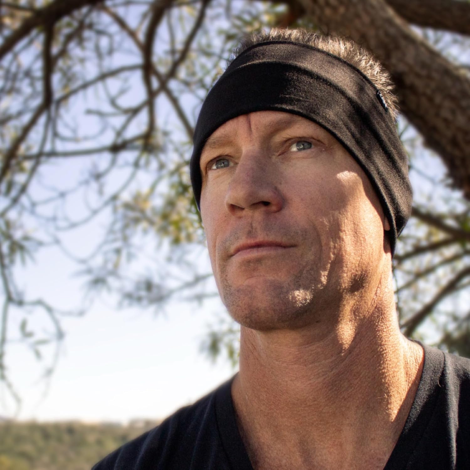 Zanheadgear® Headband SportFlex® Series Black & Red Roses