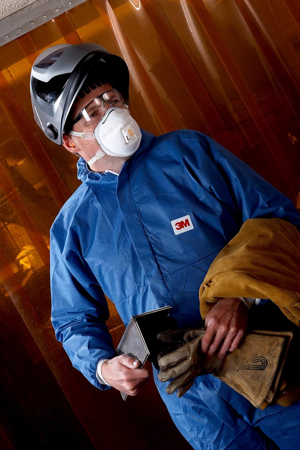 3M Protective Disposable Coveralls, Bulk Pack of 25, Hooded, Secondary Flame Spread-Resistant Treatment, SMS Based