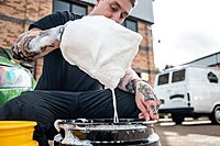 Meguiar's X3002 Microfiber Wash Mitt, Super-Thick, Reusable Wash Mitt for Ultimate Finish, Safe on Clear Coats