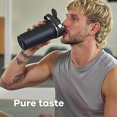 HYDRO FLASK 24 oz Insulated Stainless Steel Shaker Bottle