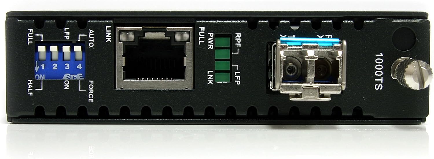 StarTech.com Single-Mode (SM) LC Fiber Media Converter - Gigabit